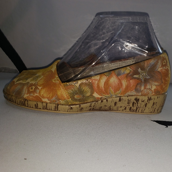 AEROSOLES * Peep Toe ShoesWedge Multi Floral Spring Break Leather Upper SZ 6M - Picture 6 of 11